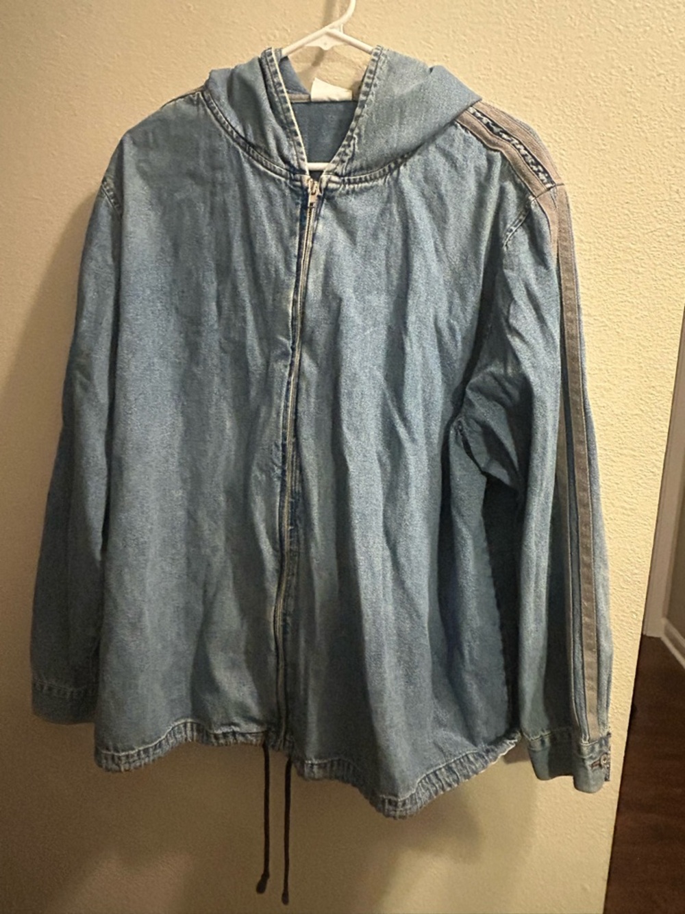 Light Blue Denim Hooded Jean Jacket - Women's Carolina Blues 22/24W